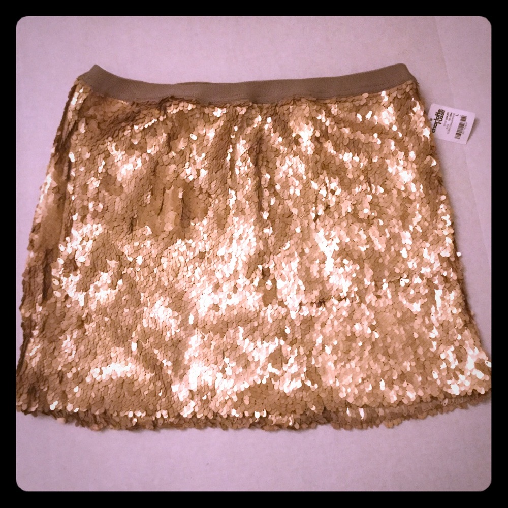 Charlotte Russe sequined mini skirt size L.